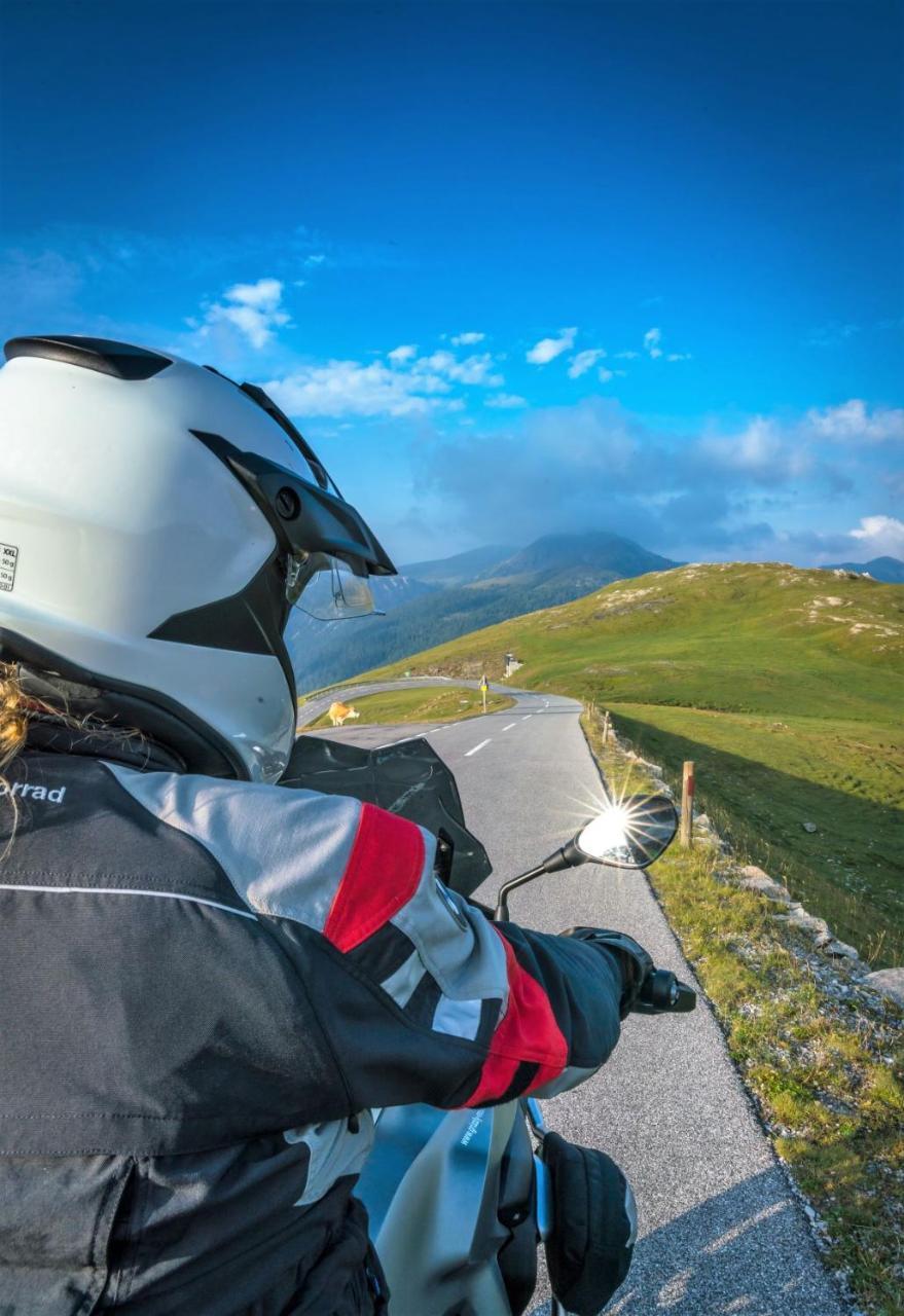 Grizzly Sport & Motorrad Resort 圣玛加里森 外观 照片