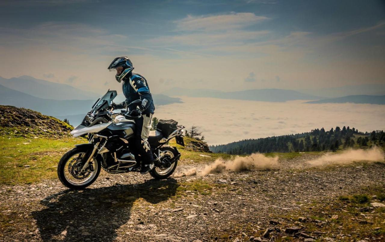 Grizzly Sport & Motorrad Resort 圣玛加里森 外观 照片