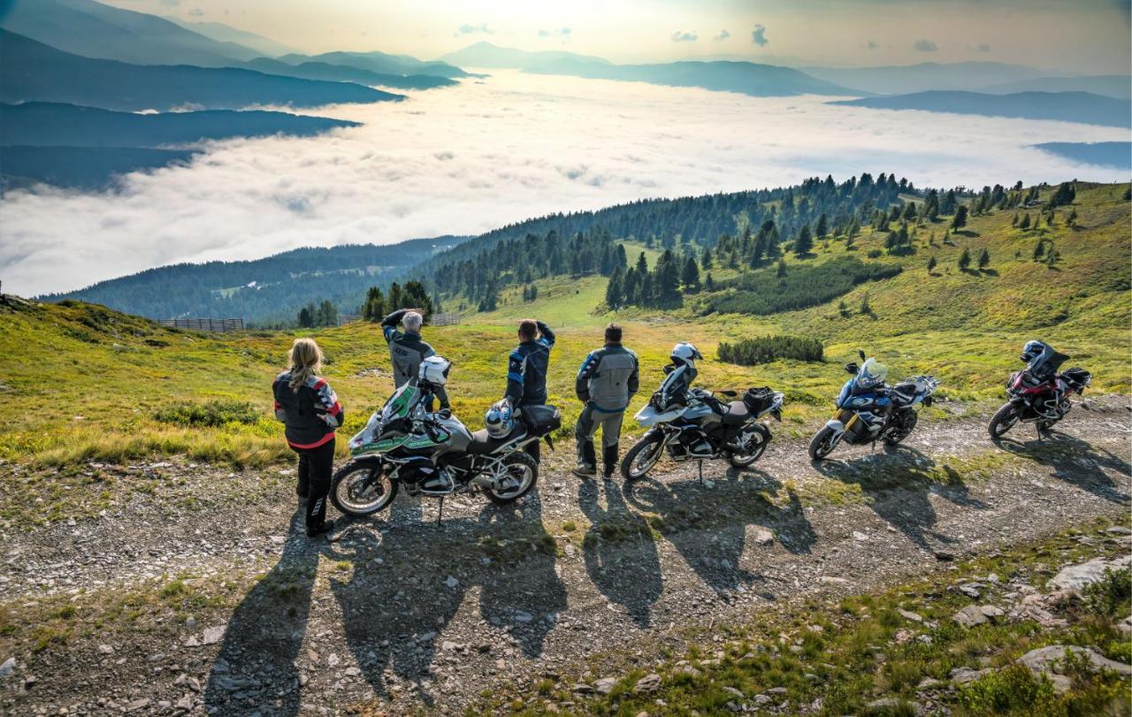 Grizzly Sport & Motorrad Resort 圣玛加里森 外观 照片
